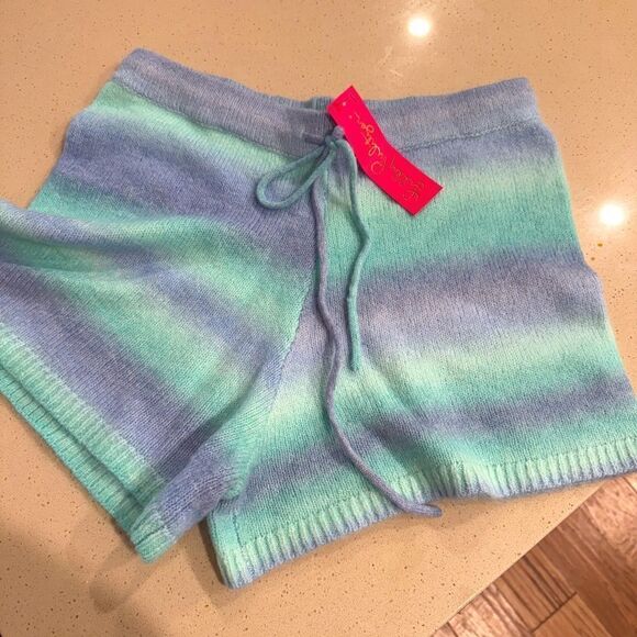 LILLY PULITZER MANETTA SWEATER SHORT NWT - Picture 2 of 7